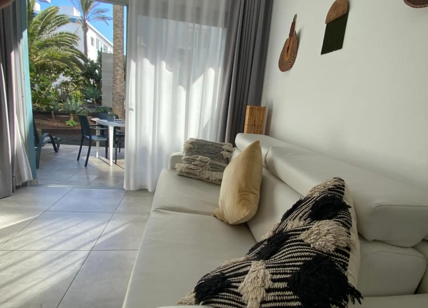Sun And Surf Stay Коральео Апартаменты